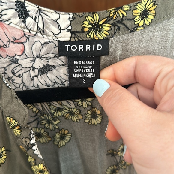 Torrid HiLo Top - Picture 2 of 5